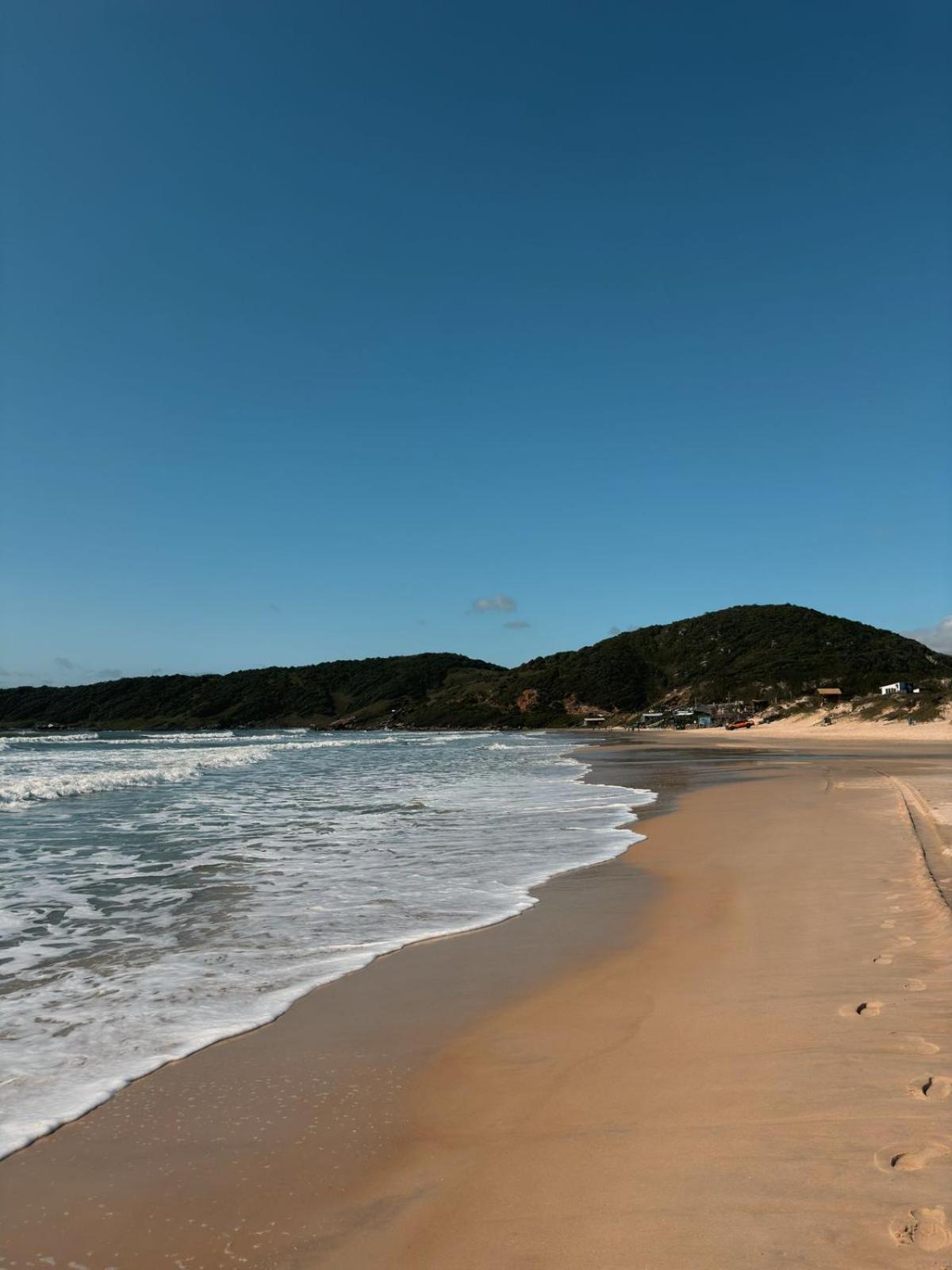 Pousada Vigia Das Marés Praia do Rosa Esterno foto